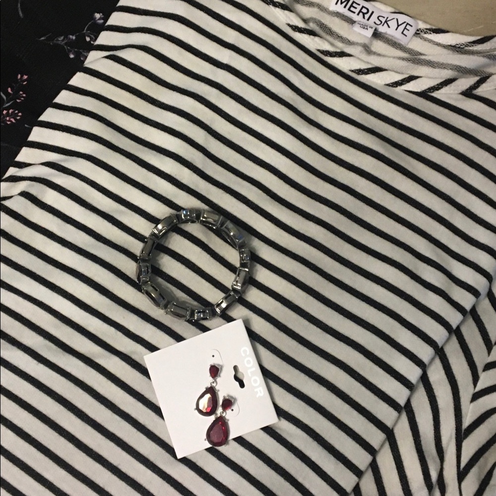 Meri Skye 2X shirt
